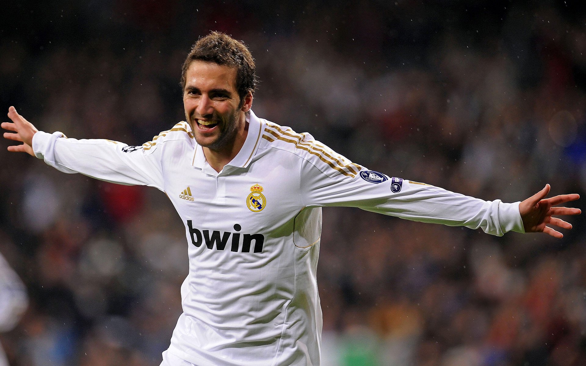 中国足球:预选赛持续火热,提前锁定世界杯!,中国足球预选赛输给谁了